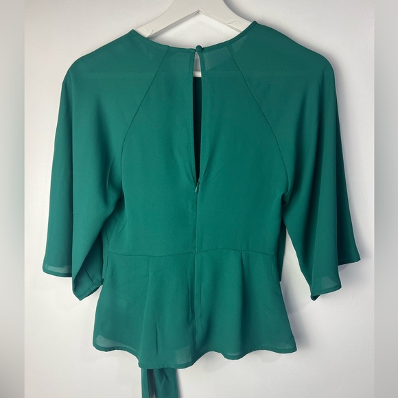 EXPRESS NEW Woman’s Blouse! St Patrick’s Green, Size XS - Picture 2 of 8